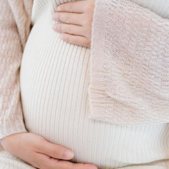 薪酬革命 🅱英伟达CE🦇O黄仁勋📲曾自豪地宣称：“🍚在我管理的团队中🕵